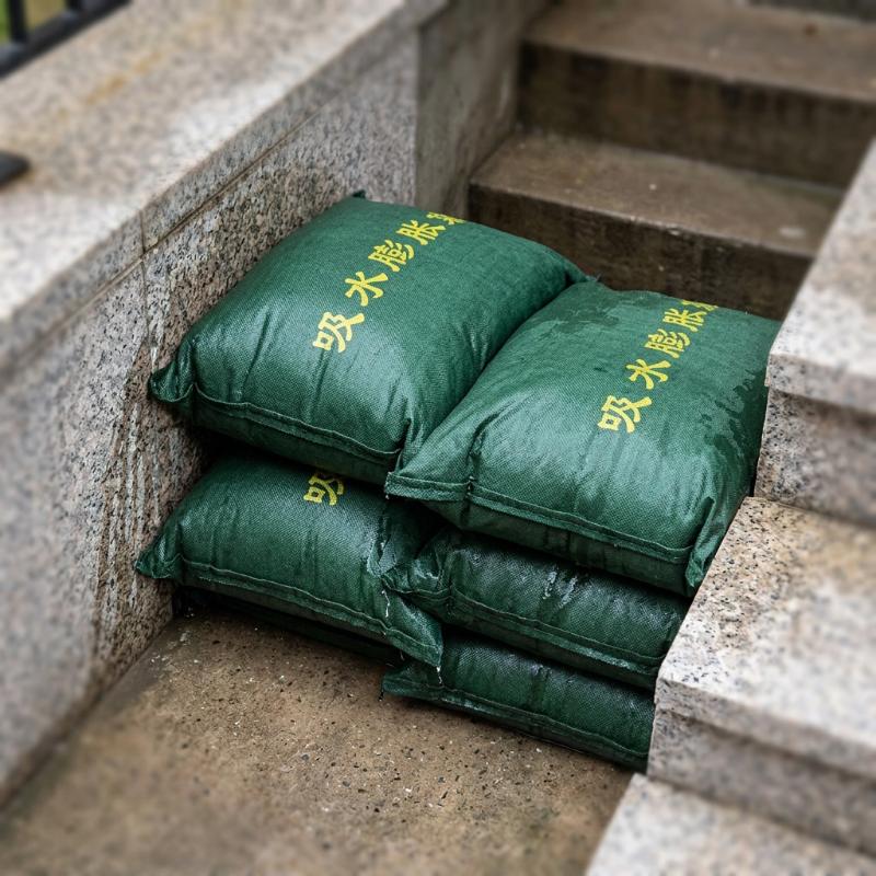 Szybko rozkładający się, samon – Flood Barrier Bag recenzja i cena
